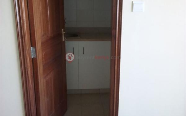 b4d77cf04fd598a46dcce0d2d13e5053