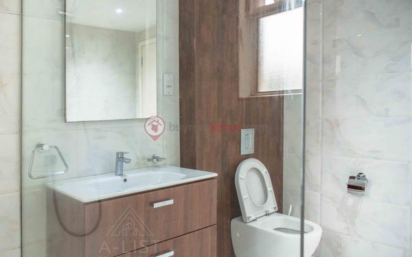 fddd2e43-1d81-4b52-baff-0dec65f3c2a9
