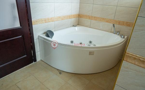 ad9b1582-d957-45cc-91ae-512d5aed55e0