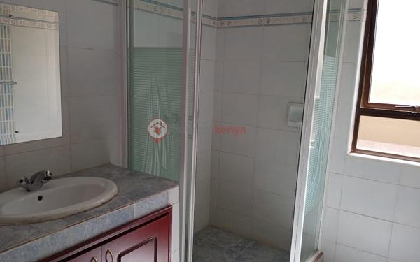 4d239040-cede-4ded-abf3-f73d05d8f30d
