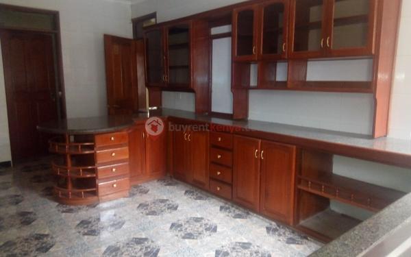 33d6cdb8-2732-45f9-b6e4-e532bd074776
