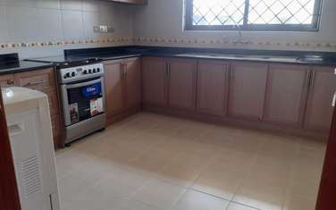 Furnished 4 Bed Apartment with En Suite in Brookside