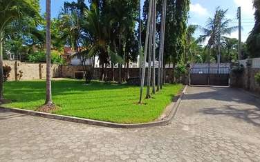 4 Bed House with En Suite at Nyali