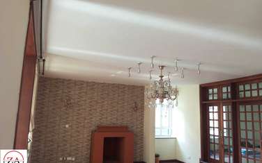 5 Bed House with En Suite at Lavington