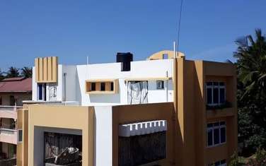 5 bedroom townhouse for sale in Kisauni