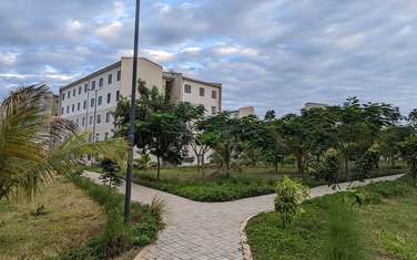 2 Bed Apartment with Swimming Pool at Palm Ridge