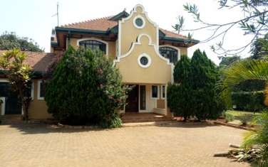 5 Bed Townhouse with En Suite at Westlands