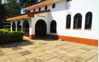 6 Bed Townhouse with En Suite at Muhoya Avenue