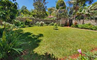 3 Bed House with Garden in Westlands Area