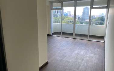 3 Bed Apartment with En Suite in Riverside