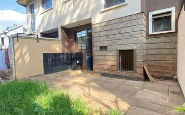 3 Bed Townhouse with En Suite in Gikambura