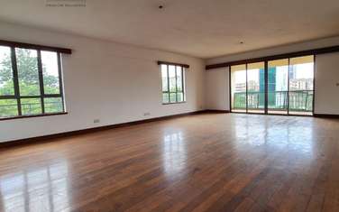 4 Bed Apartment with En Suite at Ojijo Road