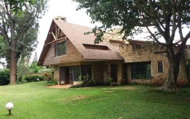 5 Bed House with En Suite at Lakeview