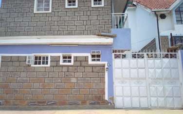 2 Bed House with En Suite at Donholm