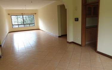 3 Bed Apartment with En Suite in General Mathenge