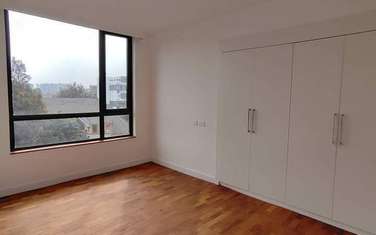 Serviced 2 Bed Apartment with En Suite in Kilimani