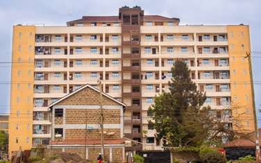Serviced 1 Bed Apartment with En Suite at Lenana