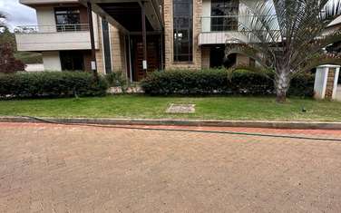5 Bed House with En Suite in Karen