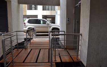 4 Bed Apartment with En Suite at General Mathenge