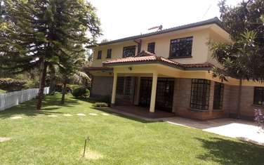 4 Bed House with Swimming Pool at Miotoni
