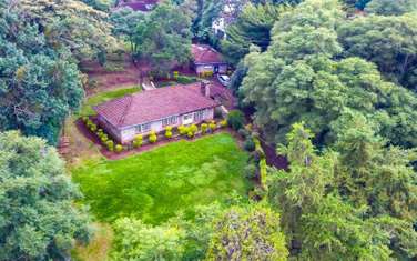 Land in Lavington