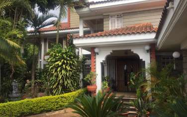 Furnished 3 bedroom house for rent in Runda