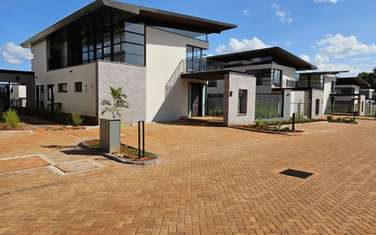 4 Bed House with En Suite at Runda