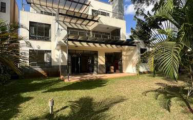 5 Bed Villa with En Suite at Lavington Mall