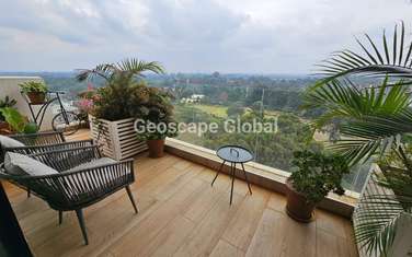 Furnished 3 Bed Apartment with En Suite in Rosslyn