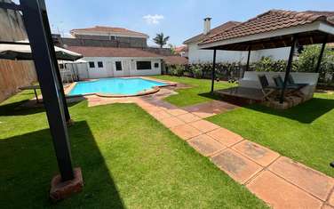 4 Bed Townhouse with Swimming Pool at Brookside Drive