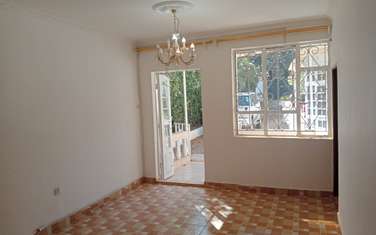 1 Bed House with En Suite at Nyari