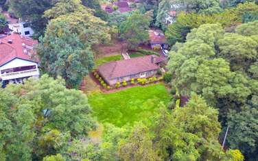 Land in Lavington