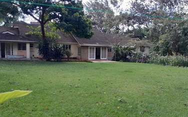 4 Bed House with Garden at Lavington