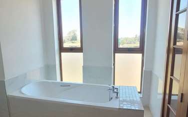 3 Bed Apartment with En Suite in Lavington
