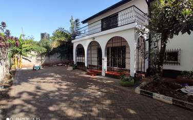 4 Bed Townhouse  in Kilimani