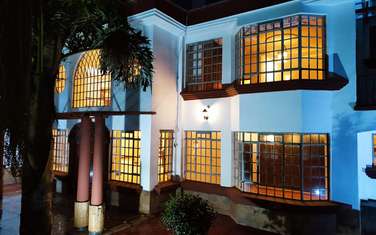 6 bedroom townhouse for rent in Nyari