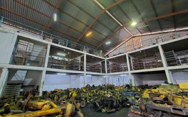 3,500 ft² Warehouse with Service Charge Included at Baba Dogo