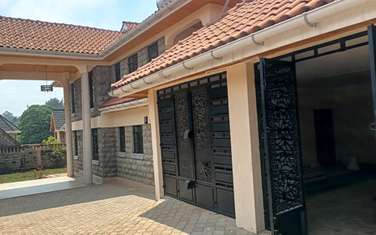 6 Bed Townhouse with En Suite in Kitisuru