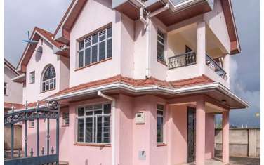 4 bedroom house for sale in Banana