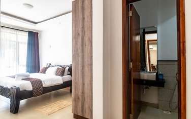 Furnished 2 Bed Apartment with En Suite at Lantana Rd