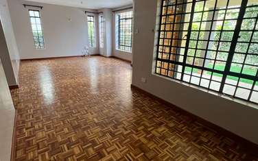 4 Bed Townhouse with Garage at Kitisuru