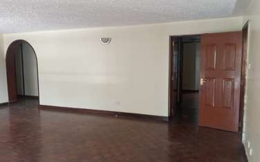 Serviced 4 Bed Apartment with Parking in Kileleshwa