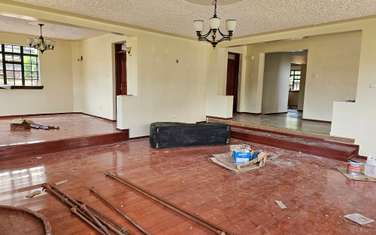 6 Bed House with En Suite at Runda