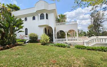 5 Bed House with En Suite at Nyari