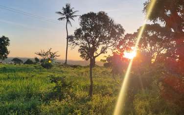 500 m² Land at Creek Side