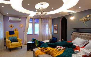 5 Bed House with En Suite in Runda