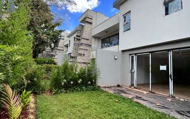 3 Bed Townhouse with En Suite at Gated Community