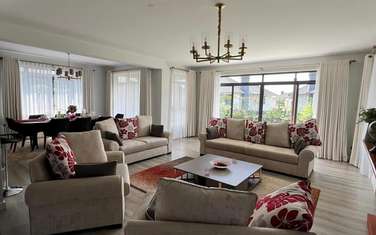 3 Bed Villa with En Suite in Runda
