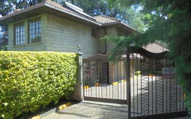 4 Bed Townhouse with En Suite at Spring Valley Road