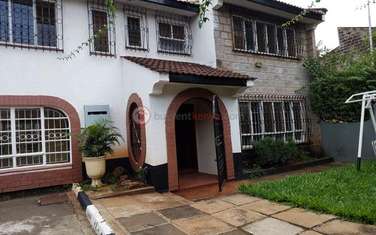 3 Bed Townhouse with En Suite in Kilimani